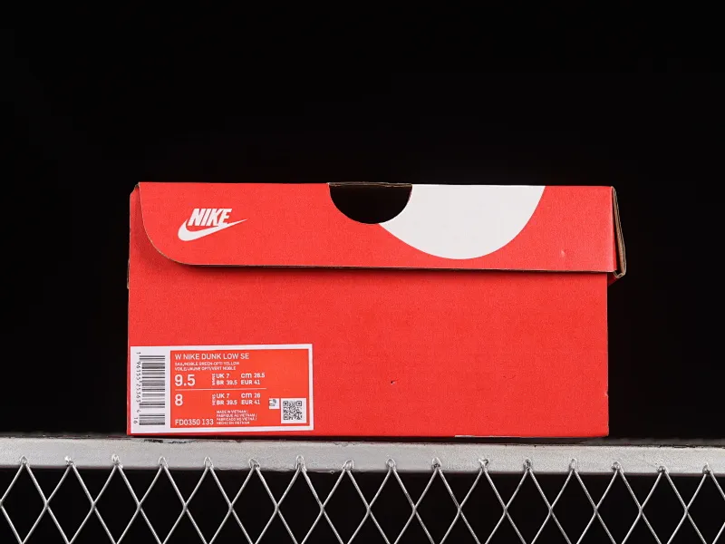 All Categories Nk SB Dunk Series Nk SB Dunk Low Low-top sneakers Nk Dunk Low SE "Noble Green" Classic Brazilian color SB low-top sports and leisure sneakers FD0350-133